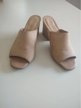 Hush Puppies Pink Leather Open Toe Shoes Size 8 1/2